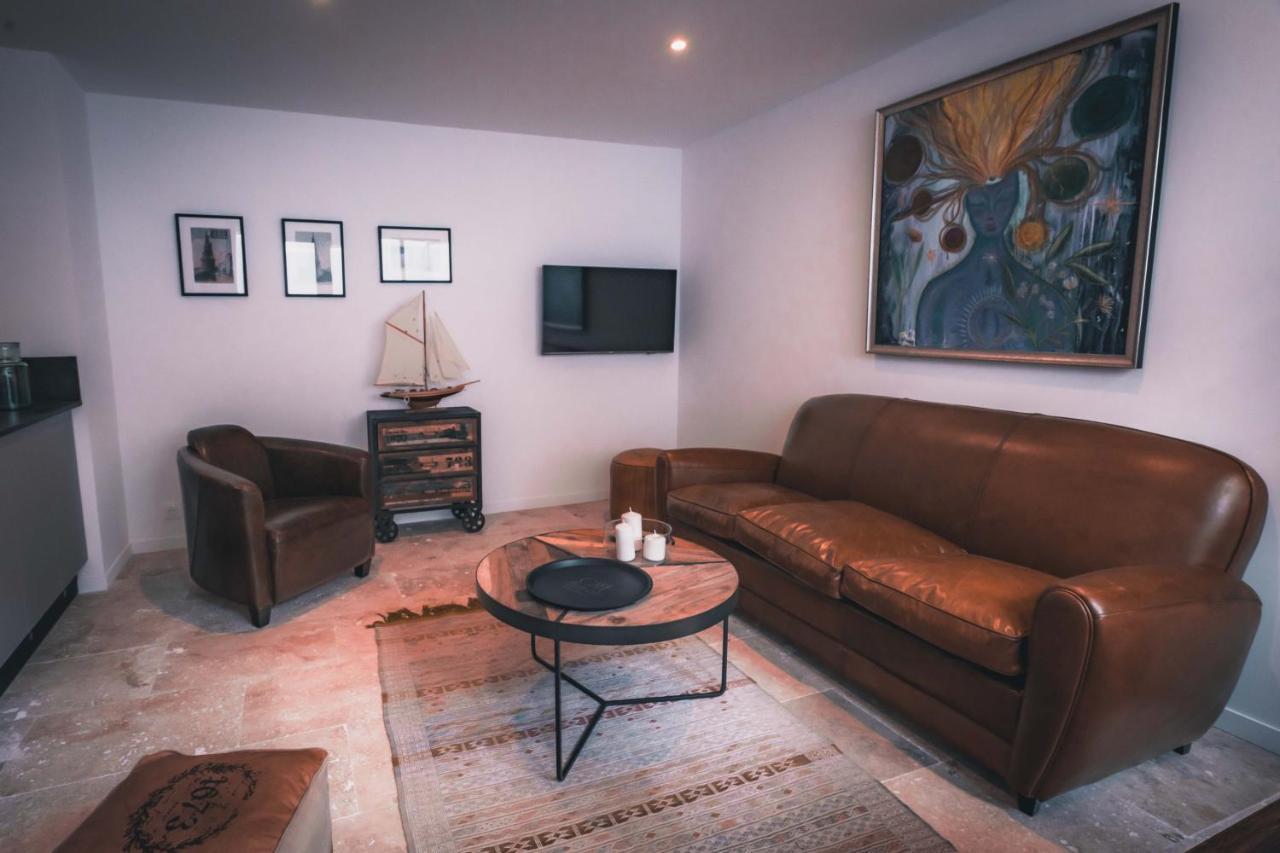 Appartement avec cour privée Centre ville Classé 4 étoiles La Rochelle  Exterior foto